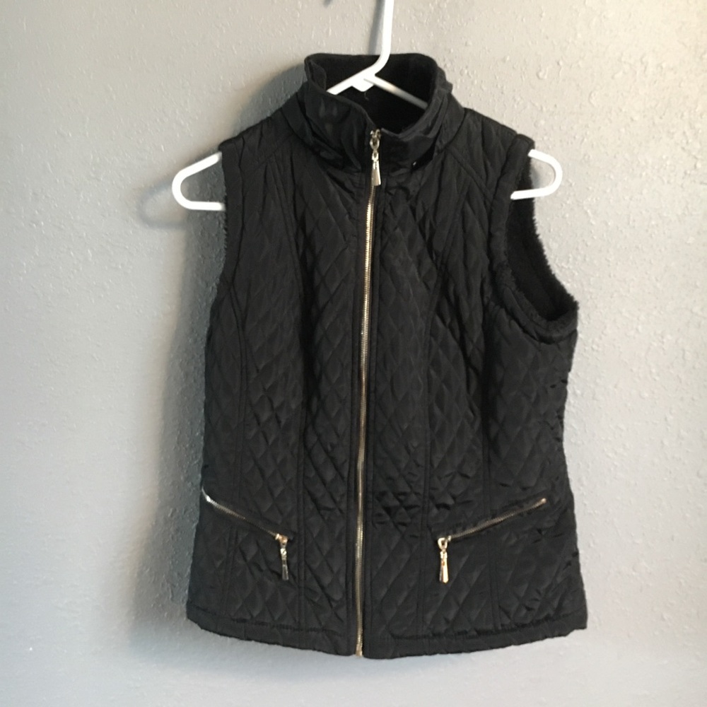 DAISY black quilted puffer vest medium